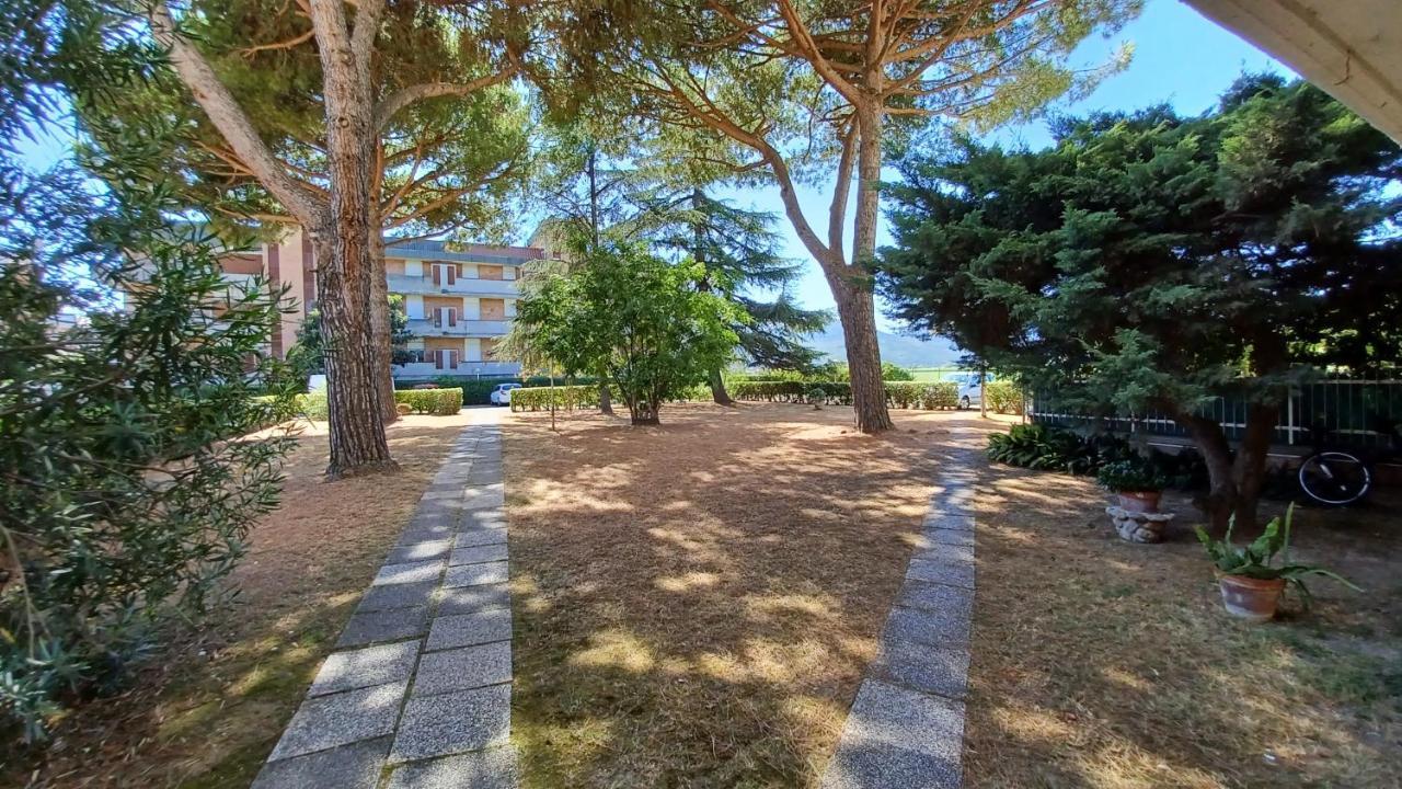 Appartamento Mare Di Luni Mare Екстер'єр фото