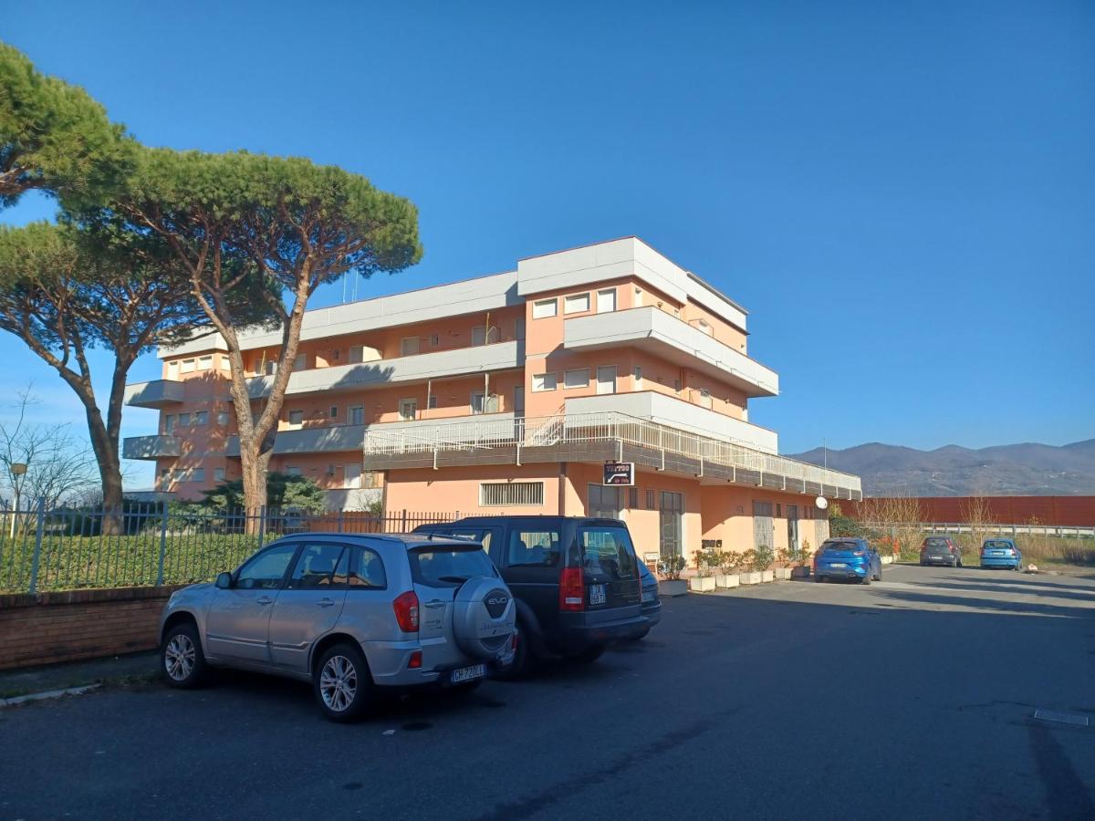 Appartamento Mare Di Luni Mare Екстер'єр фото